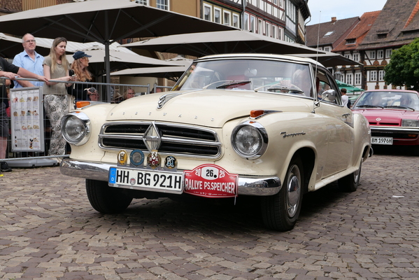 Unrestauriertes Borgward Isabella Coupé mit Schiebedach von 1959 – Einbecker Oldtimertage 2025