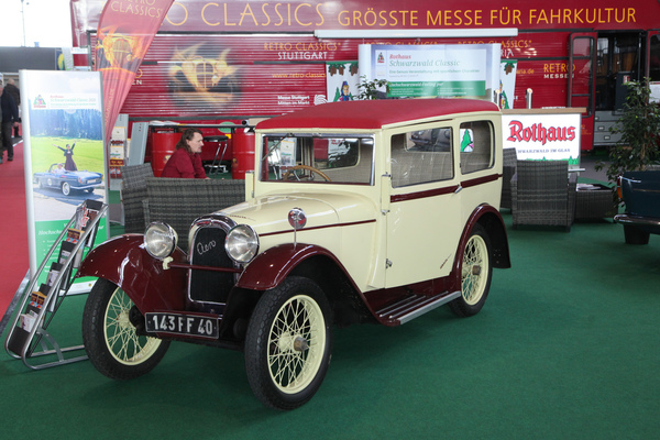 Unscheinbar abgestellt, ein Aero aus dem Osten mit Zweitaktmotor - Retro Classics Stuttgart 2020