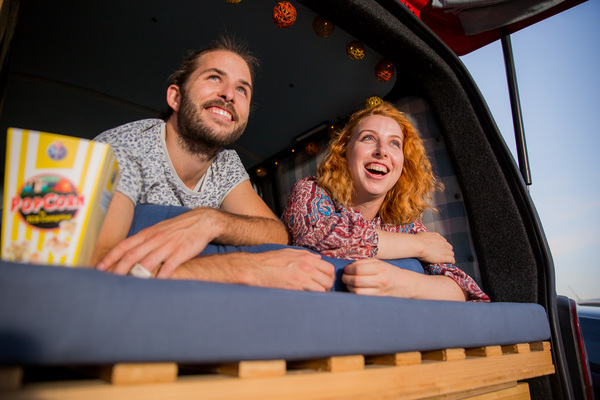 Bild: Unterhaltung im Autokino - TCS Drive-In Movies