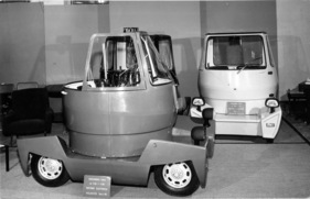 Urbanina (1967) - italienisches Stadtwagen-Experiment mit drehbarer kabine, zwei Sitzplätzen und Benzin- oder Elektroantrieb - Genfer Autosalon 1967