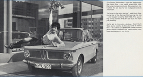 Uschi Glas und ihr neuer BMW 1600, den sie nach "Zur Sache Schätzchen" kaufte