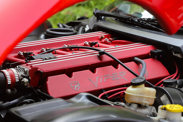 V10-Zylinder - den darf man ja auch zeigen - Youngtimer Stockental 2025