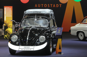 VW 1200 (1953) - mit Kamei-Veredelung - Techno Classica Essen 2019