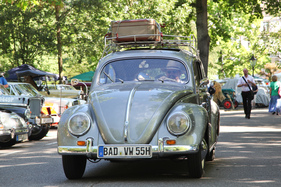 VW 1200 (1958) - Ovali mit Gepäckträger - 40. Oldtimer-Meeting Baden-Baden 2016