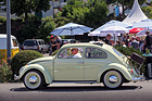 VW 1200 (1962) - in schöner Farbgebung und mit Faltdach - AMAG Classic Day 2022