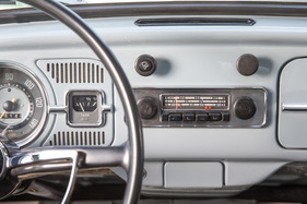VW 1300 (1967) - Radio aus der Zeit