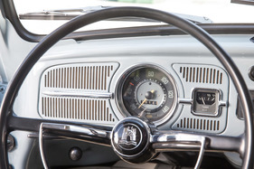 VW 1300 (1967) - Tacho bis 140 km/h und Tankuhr