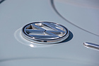Bild: VW 1300 (1967) - Volkswagen-Zeichen