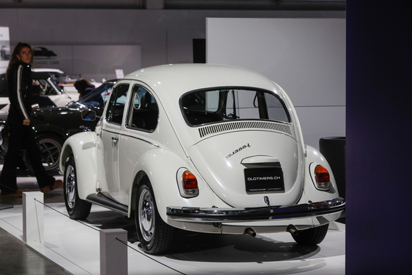 Bild VW 1300 (1970) - in der Luxusausführung "L" bei der Touring Garage - 38. Auto Zürich 2025