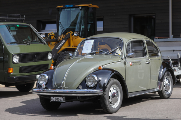 VW 1300 L (1972) - PTT-Fernmeldedirektion-Olten-Auto mit 104'500 km zu verkaufen von der AMAG für CHF 32'800 - 6. Lägern Classic 2023