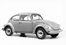 VW 1302 (1970) - mit verändertem Vorderwagen und neuer Vorderradaufhängung