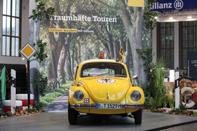 VW 1302 A (1972) - Strassenwachtfahrzeug des ADAC - Motorworld Classics Berlin 2019