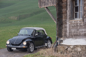 VW 1303 Cabriolet (1979) - Schwarz steht dem Cabrio gut