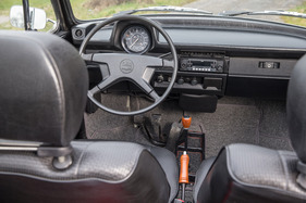 VW 1303 Cabriolet (1979) - Viel Kunststoff - auch für die Sitze