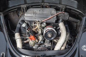 VW 1303 Cabriolet (1979) - der brave Vierzylinder-Boxermotor