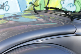 VW 1303 Cabriolet (1979) - rundliche Haube vorne (über dem Kofferraum)