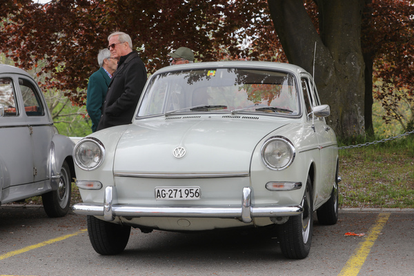 VW 1500 (1964) - zweitürige Limousine mit Vierzylinder-Boxermotor - Albisgütli Classic Cars & Bikes April 2023