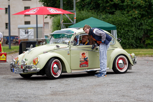 VW 1500 (1966) – Wie viel Zubehör verträgt ein Auto? – Oldtimer Open Air 2024