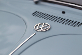 VW 1500 (1968) - VW-Zeichen und die neue Lufteintrittsöffnung