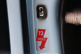 VW 1500 Automatic (1968) - Hinweis auf 12-Volt-Anlage (1968)