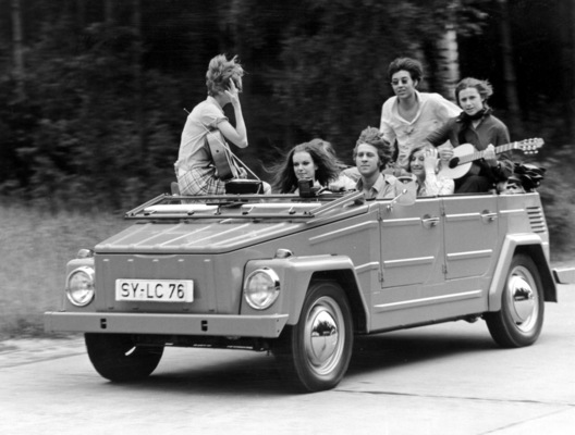 Bild VW 181 1968 Freizeitmobil mit Kanten