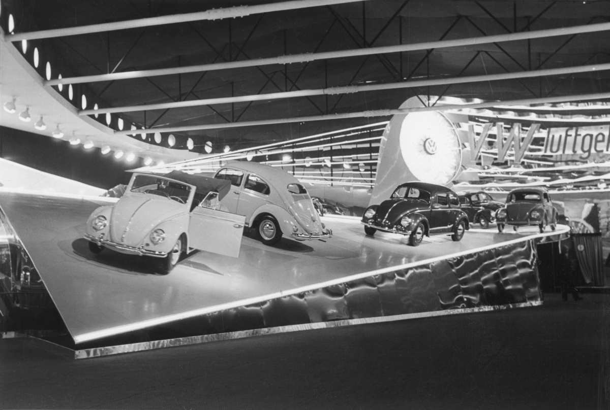 VW (1953) - Internationale Automobilausstellung (IAA) in Frankfurt 1953 - VW-Halle
