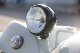 VW Beach Buggy (1976) - tpyisch für einen Buggy sind die aufragenden Scheinwerfer