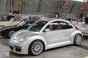 Bild VW Beetle RSI (2002) - Nummer 176 von 250 produzierten Exemplaren mit 44'000 km für EUR 57'500 angeboten - Retro Classics Stuttgart 2017