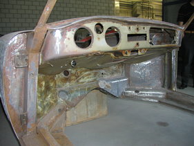 VW Beutler Coupé (1958) - Karosseriearbeiten im Rahmen der Restaurierung um 2014