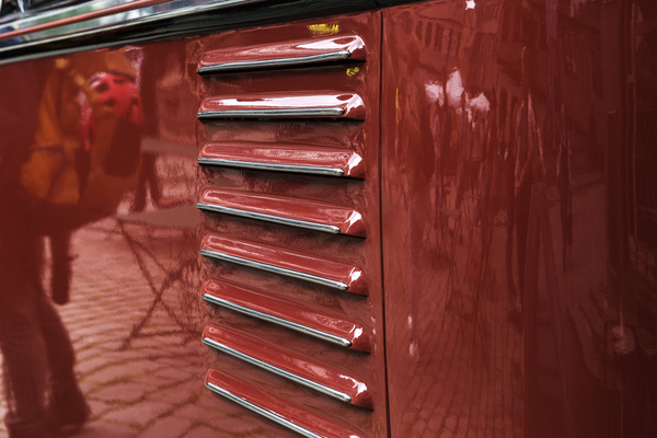 VW Bulli verchromte Lüftungsschlitze – Tübingen Classic Oldtimerfestival 2025