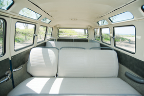 VW Bus 21-Window Deluxe Micro Bus (1966) - als Lot 259 an der RM Auction in Monterey am 15./16. August 2014