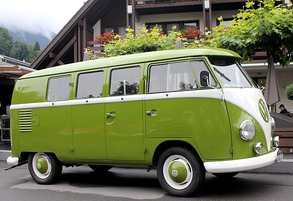 VW Bus "Bulli" (1959) - Oldtimer in Obwalden OiO 2011