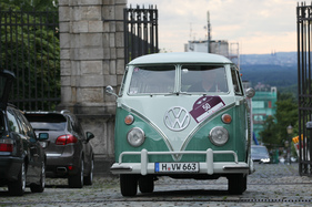 VW Bus Typ 2 T1 (1964) - an der Rallye Historique Schloss Bensberg Classics 2016