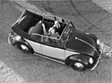VW Cabriolet (1950) - als Viersitzer mit aufliegendem Verdeck