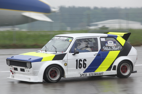 VW Golf 1 (1980) - auf dem Rundkurs - Motorworld Classics Bodensee 2022