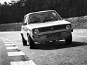 VW Golf (1974) - fröhliches Fahren auf der Teststrecke