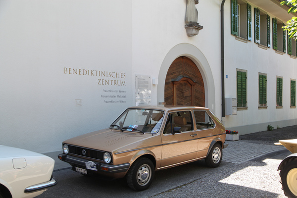 VW Golf (1983) - Limousine beim Kapuzinerkloster - Oldtimer in Obwalden (O-iO) 2019