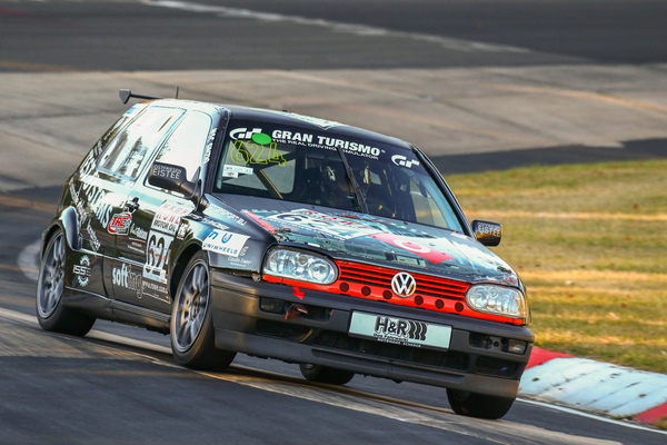 VW Golf (1993) beim 8. Lauf der VLN 2018 (50. ADAC Barbarossapreis)
