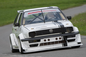 VW Golf 2 (1988) an der Bergprüfung Altbüron 2017 - Feld 1