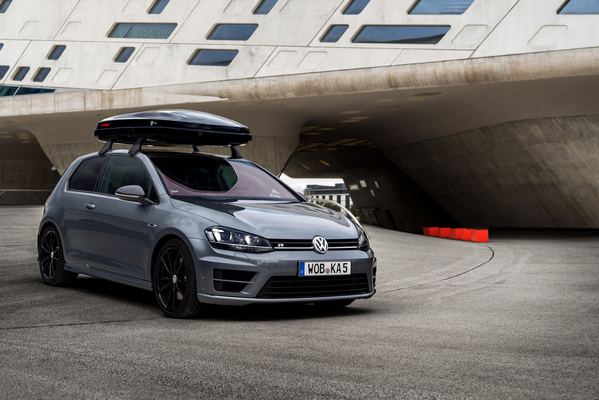 VW Golf (2017) - mit Kamei Dachbox