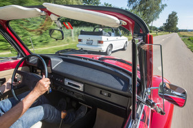 VW Golf Cabriolet 1800 (1988) - der Golf fährt dem VW 1303 Cabriolet immer davon