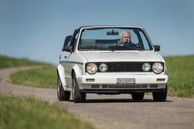 VW Golf Cabriolet 1800 (1988) - fühlt sich sportlich an und macht Freude beim Fahren VW Golf Cabriolet 1800 (1988) - fühlt sich sportlich an und macht Freude beim Fahren
