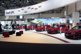 VW Golf GTI (1976) - sieben Generationen Golf GTI, hier nur sechs zu sehen (Techno Classica 2013)