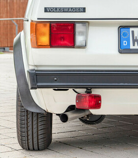 VW Golf GTI (1977) – markante verbreiterte Radläufe
