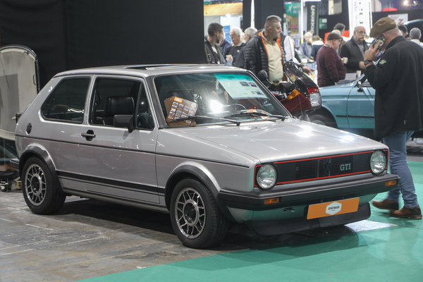 VW Golf GTI (1984) - angeboten für EUR 21'000 - Rétromobile Paris 2024