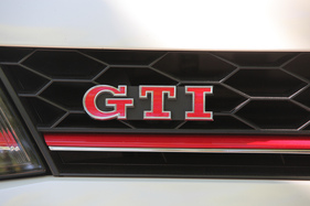 VW Golf GTI (2016) - GTI-Zeichen der Neuzeit - 40. Oldtimer-Meeting Baden-Baden 2016