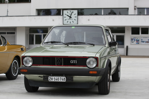 VW Golf GTI - bereits mit den Kunststoffstossstangen (Dolder Classics Mai 2018)