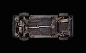 VW Golf I (1983) - km-Stand 232'194 - aufgenommen von unten im Rahmen des Projekts "Auto Reverse"