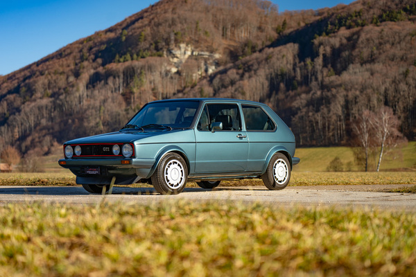 Bild: VW Golf I GTI "Pirelli" (1983) - als Lot 46 an der Versteigerung der Oldtimer Galerie in Toffen am 21. März 2026