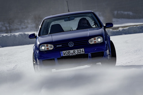 VW Golf IV R32 (2003) - auch auf Schnee in seinem Element